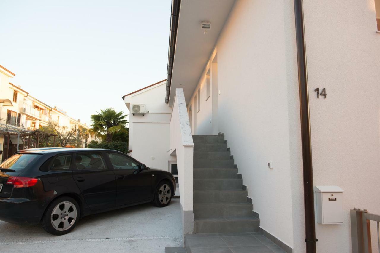 Apartma Rene Portoroz Bagian luar foto
