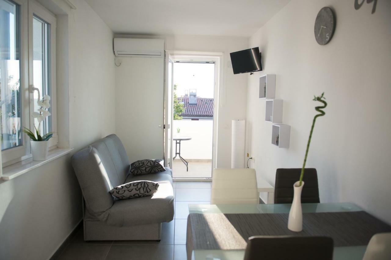 Apartma Rene Portoroz Bagian luar foto